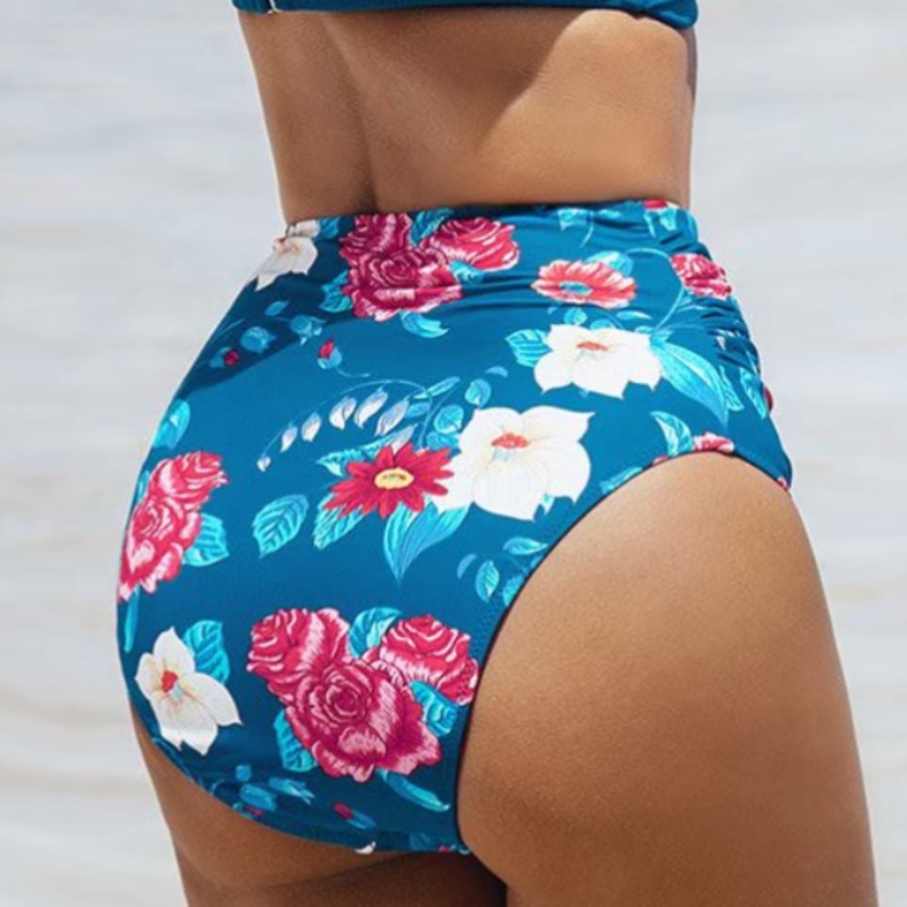 Cupshe Blue Floral Bikini Bottom